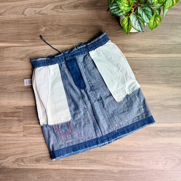 Pilcro and the Letterpress Embroidered Patchwork Washed Denim Mini Skirt Size M - Picture 14 of 16